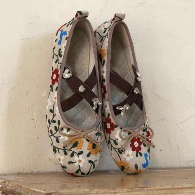 Embroidery Flower Ballet Flats - Embroidery Yes reseña y precio