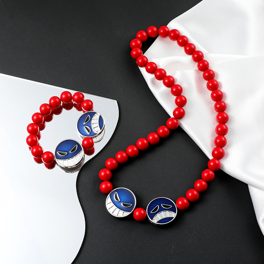Anime Red Beads Face Bracelet  - Embroidery Illustration reseña y precio