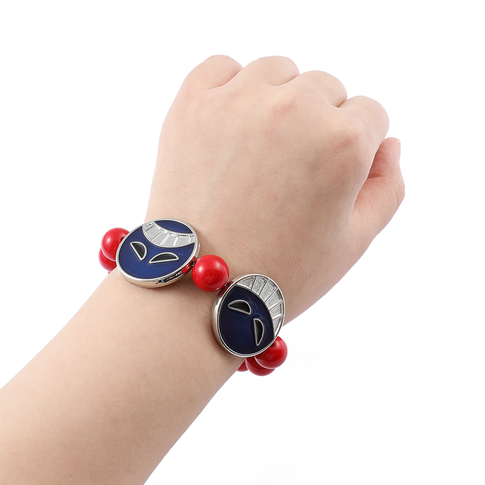 Anime Red Beads Face Bracelet  - Embroidery Illustration reseña y precio