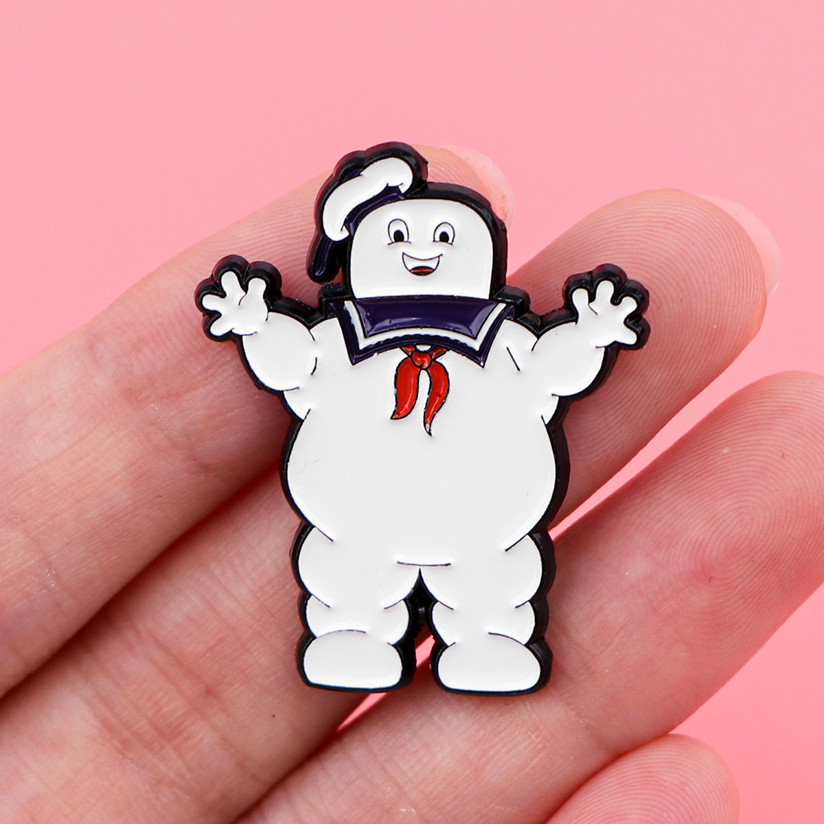 Vintage Movie Enamel Lapel Pin - Embroidery Illustration reseña y precio