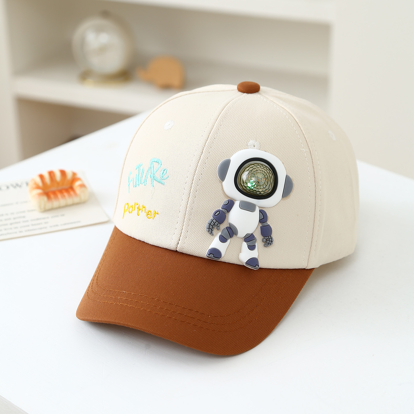 Children's soft rubber robot d - Embroidery Cap reseña y precio