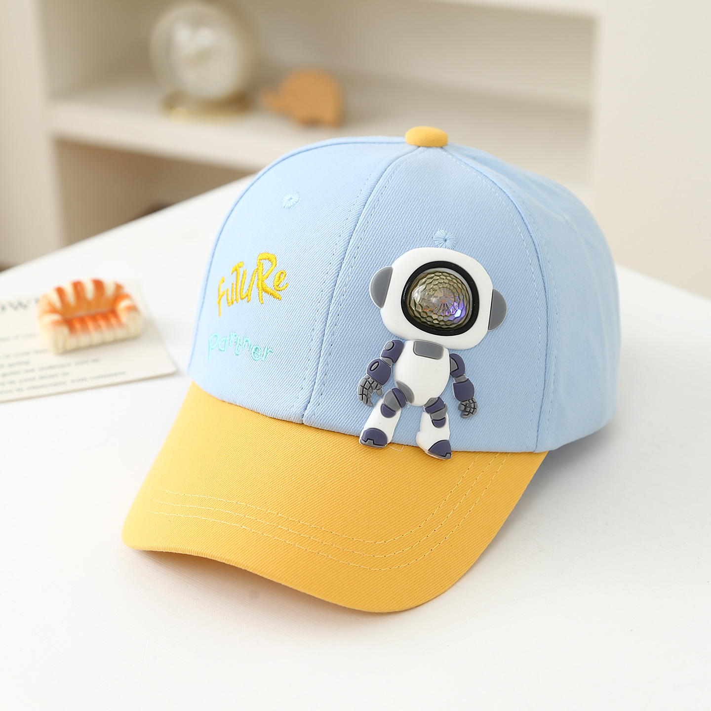 Children's soft rubber robot d - Embroidery Cap reseña y precio