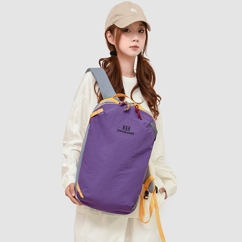 New Color Block Backpack Water - Embroidery Canvas reseña y precio