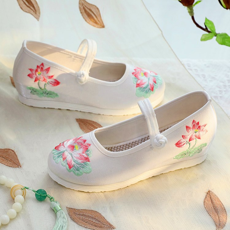 2026 Women's White & Green Lot - Embroidery Yes reseña y precio