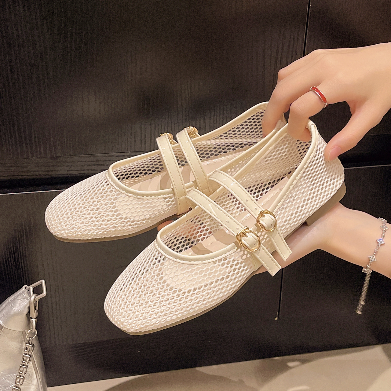 Breathable Women's Shallow-mou - Embroidery Flat Shoes reseña y precio