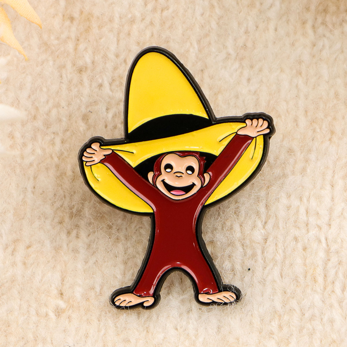Cute Monkey Enamel Pin Funny B - Embroidery Illustration reseña y precio