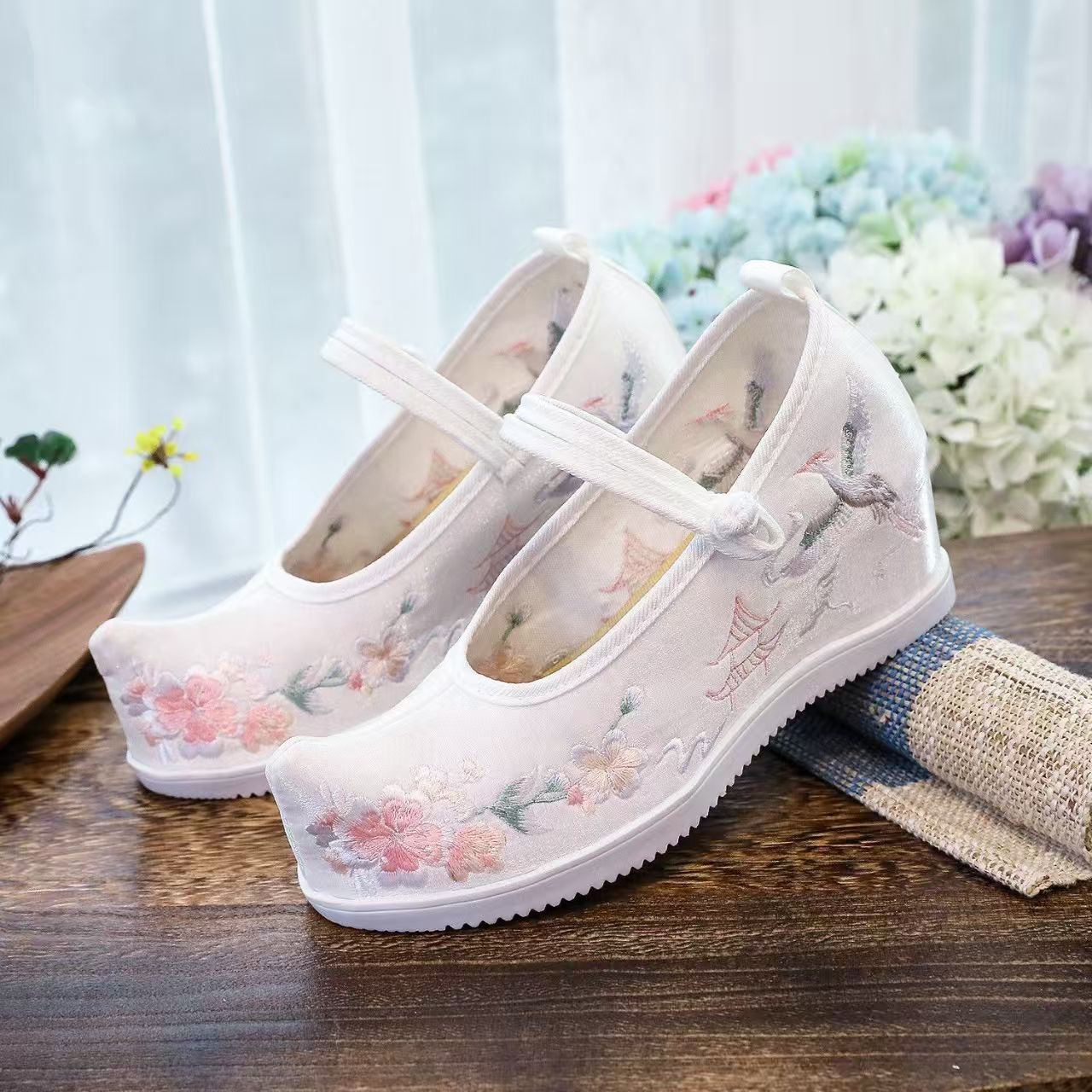 Women Increased Internal Embro - Embroidery Canvas reseña y precio