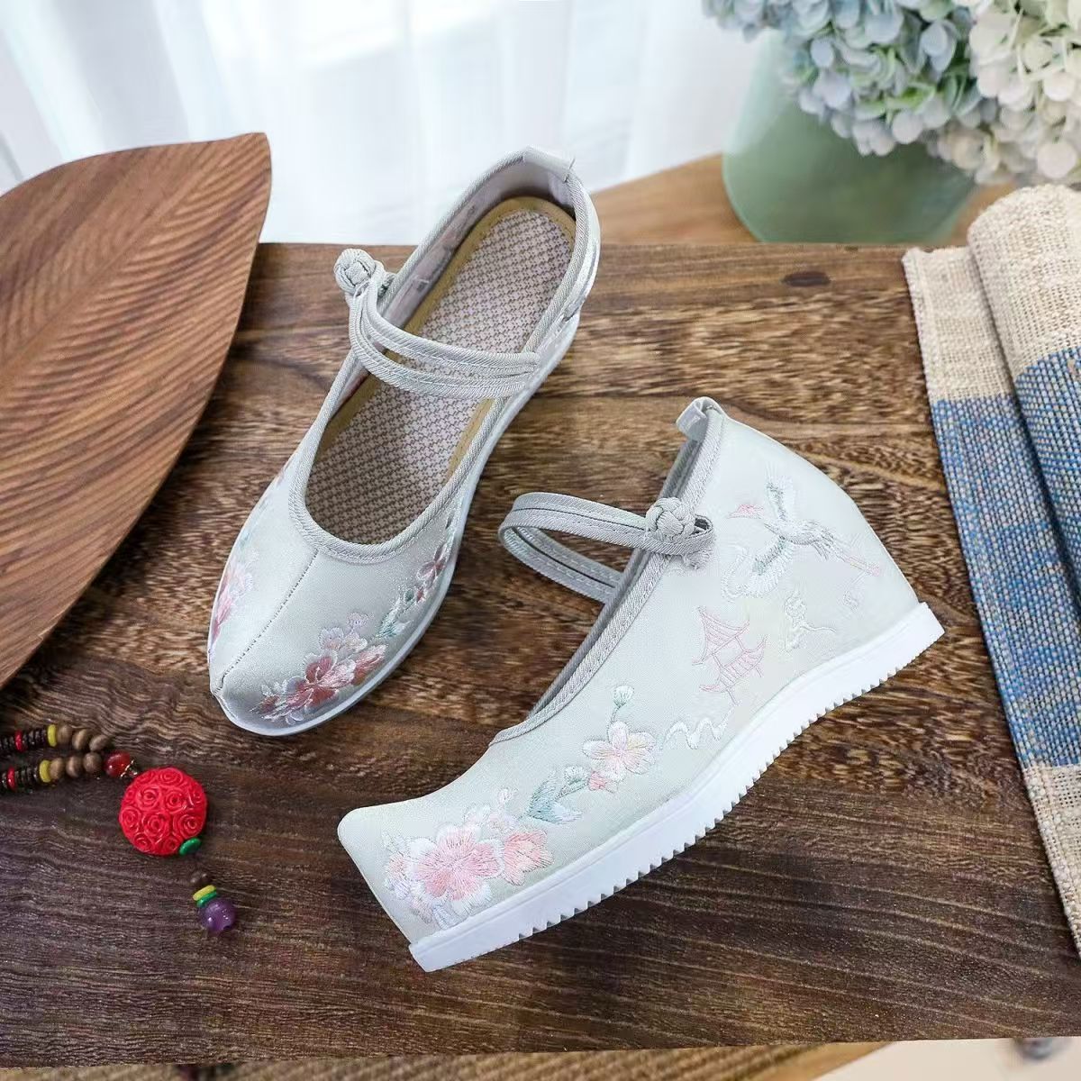 Women Increased Internal Embro - Embroidery Canvas reseña y precio