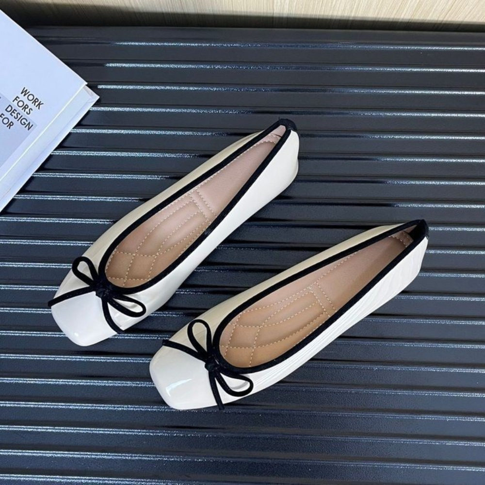 Women Nude Pink Patent Leather - Embroidery Flat Shoes reseña y precio