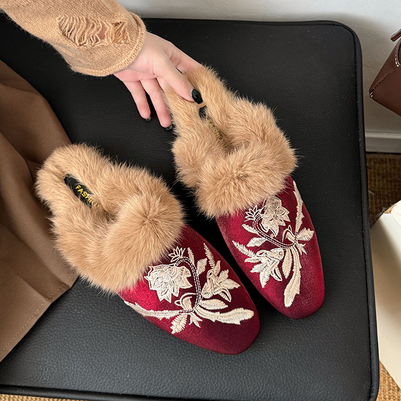Large Size Women's Half Slippe - Embroidery Yes reseña y precio