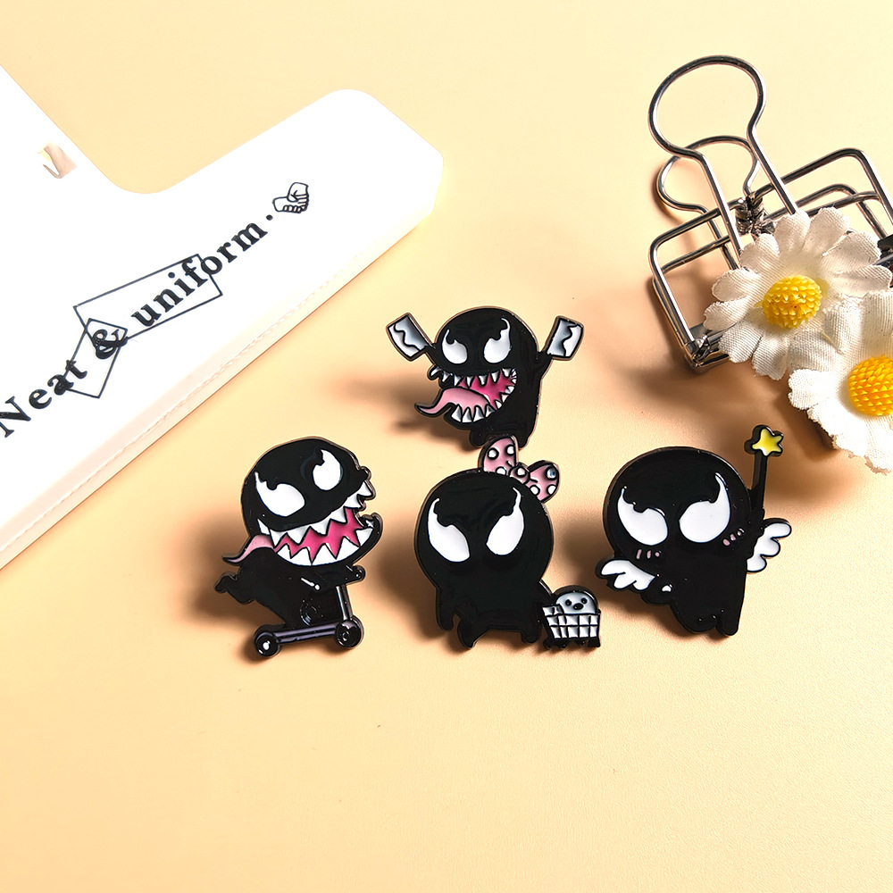 Cute  Funny Venom Brooch Hot-s - Embroidery Illustration reseña y precio