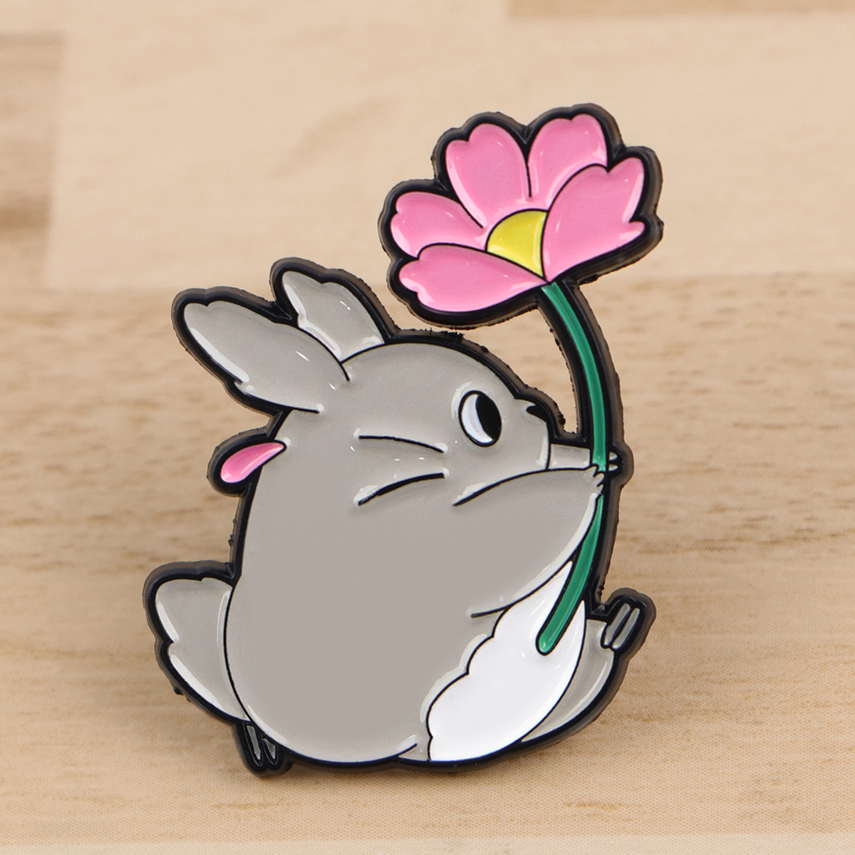 Cute Animal Enamel Pin Anime M - Embroidery Illustration reseña y precio