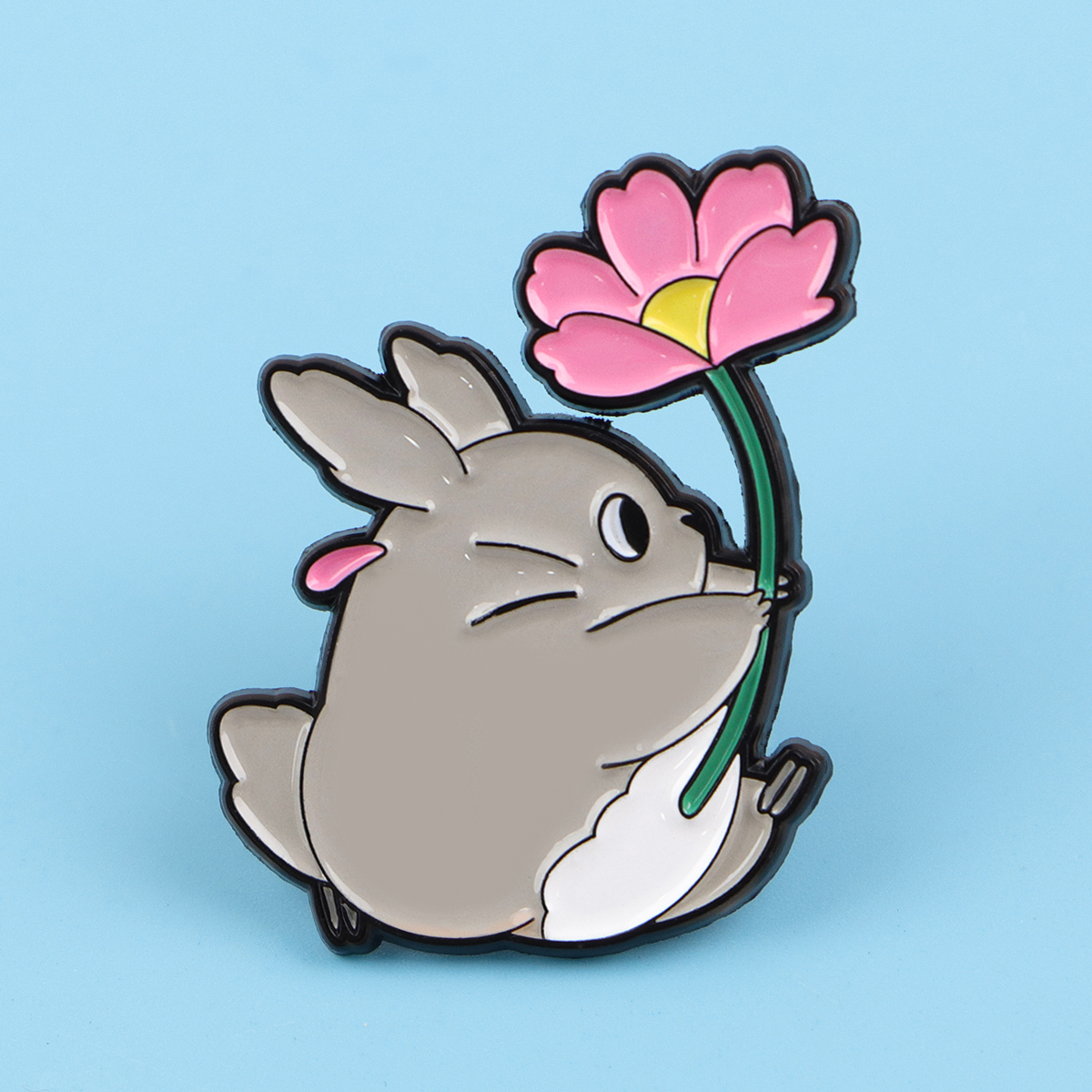 Cute Animal Enamel Pin Anime M - Embroidery Illustration reseña y precio